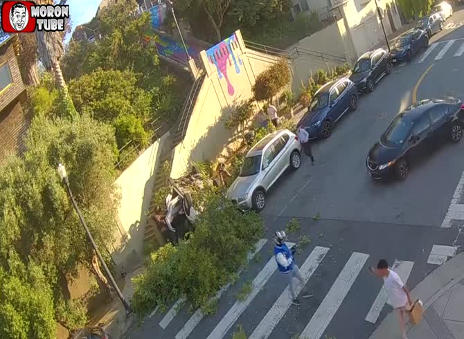 Video :After producing a spectacular disaster, they run away